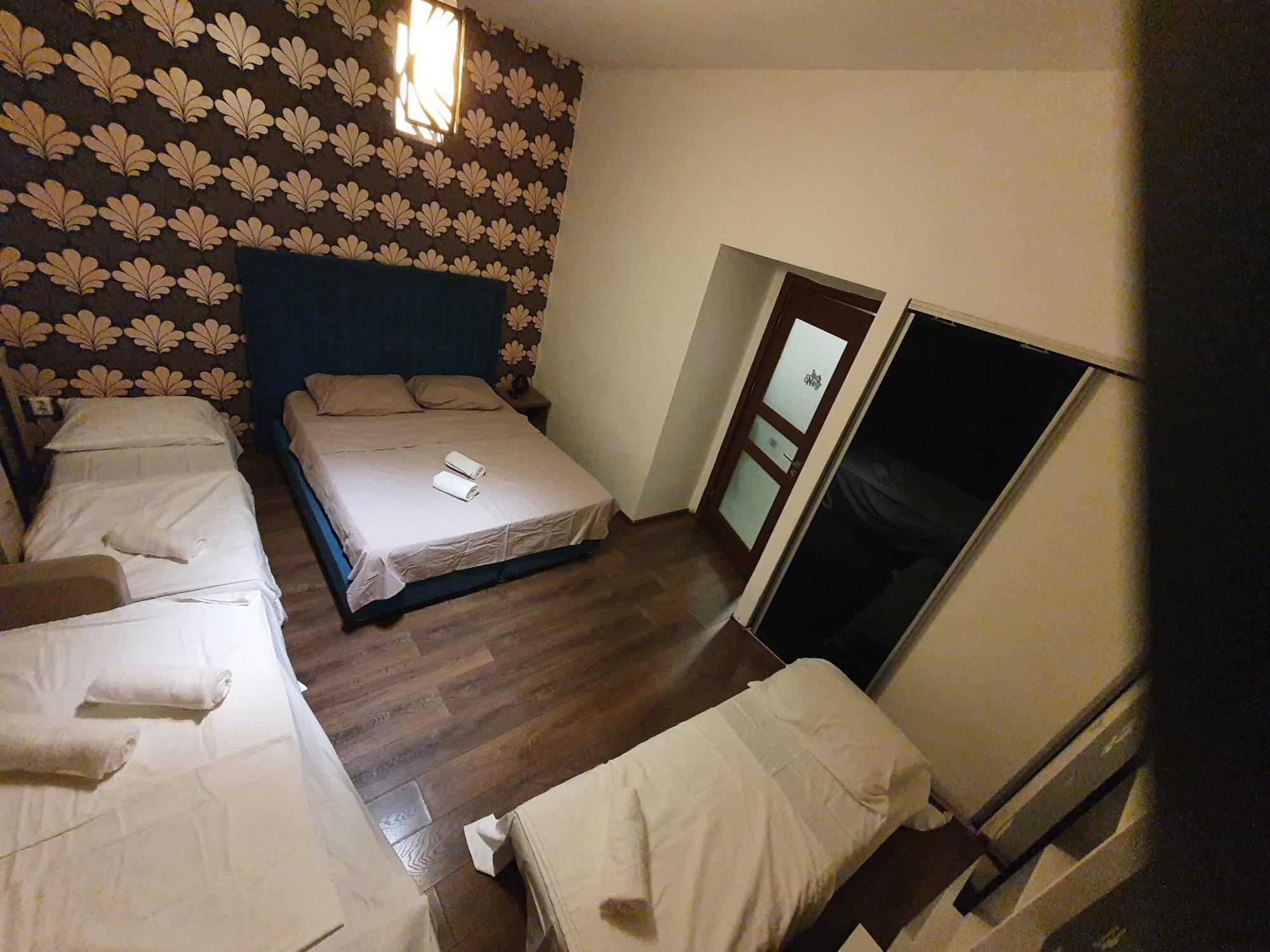 בוקרשט Romana Square Apartment Near Old Town - Ultracentral Location מראה חיצוני תמונה